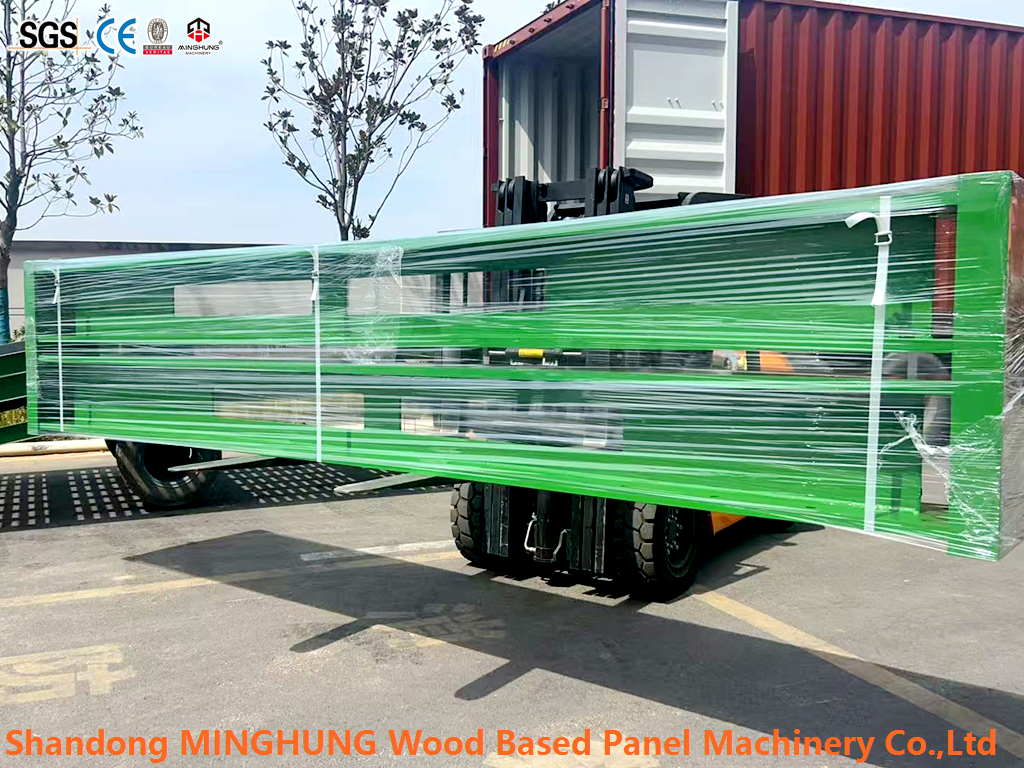 entrega de m&aacute;quina de madera contrachapada (6) 