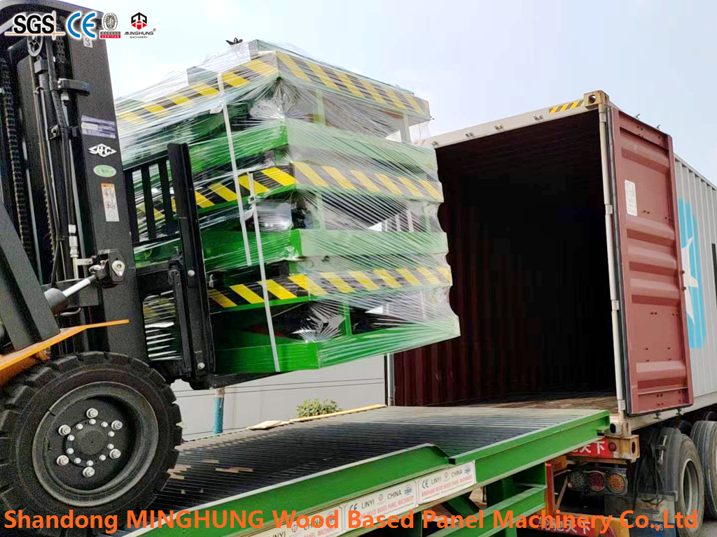 entrega de la m&aacute;quina de madera contrachapada (12) 
